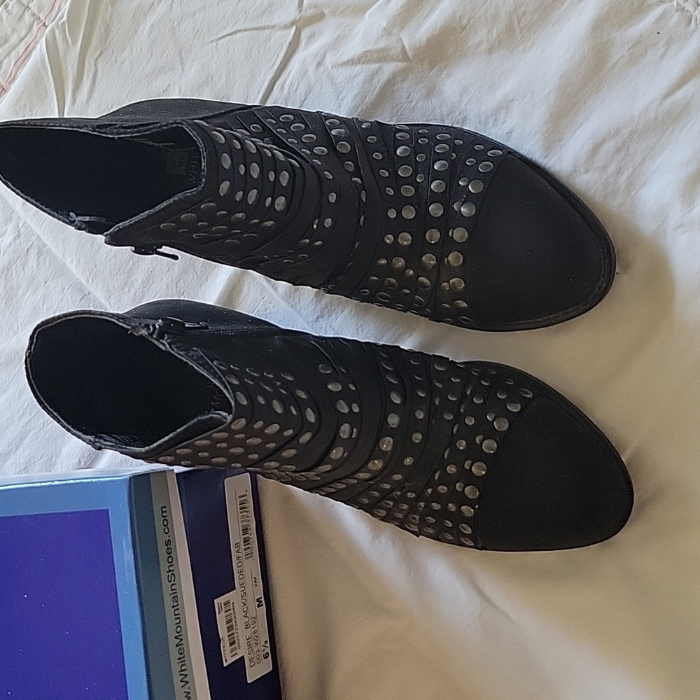 White mountain black suede studded boots.